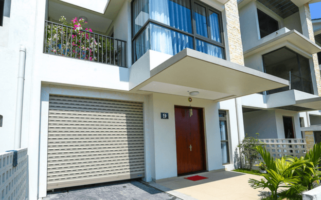 Công nghệ phá khóa cửa cuốn tinh vi của kẻ trộm & Biện pháp khắc phục của chủ nhà?