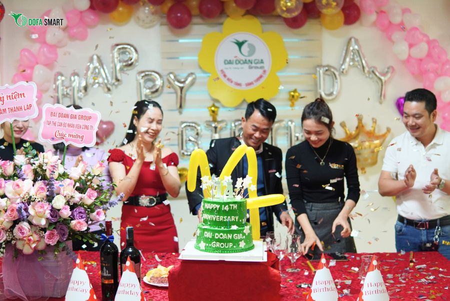 Tiệc chúc mừng sinh nhật công ty Cổ phần Tập đoàn Đại Đoàn Gia