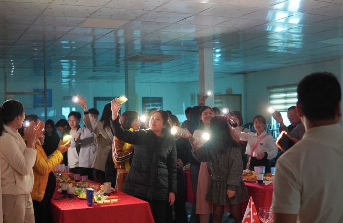 Tiệc chúc mừng sinh nhật công ty Cổ phần Tập đoàn Đại Đoàn Gia