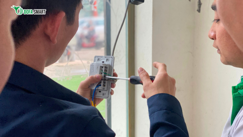 Những Sai Lầm Thường Gặp Khi Lắp C&ocirc;ng Tắc Th&ocirc;ng Minh Tại Nh&agrave;